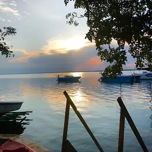 Veleando Ando , Bacalar Mexico